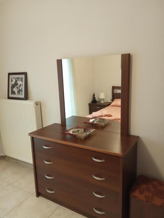 Isavrou Apartment Komotiní Ngoại thất bức ảnh