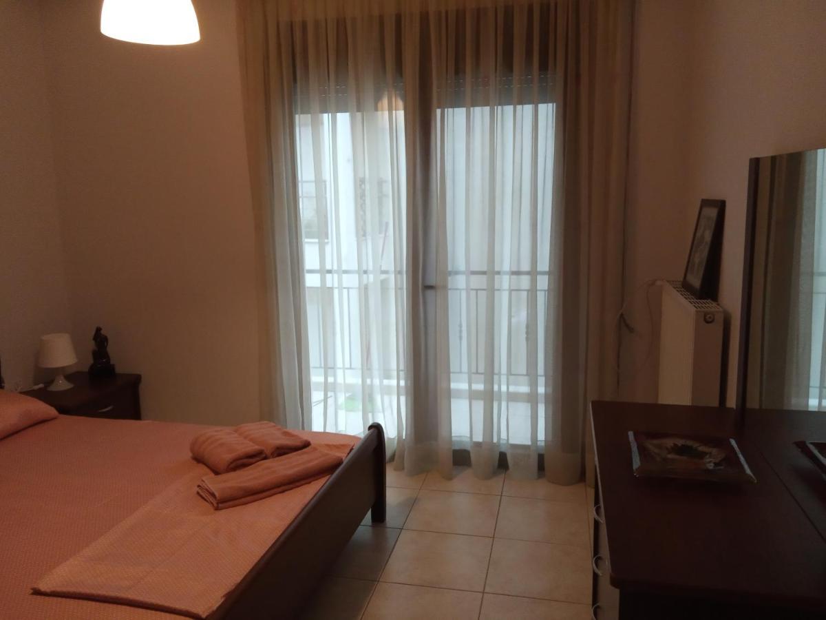 Isavrou Apartment Komotiní Ngoại thất bức ảnh