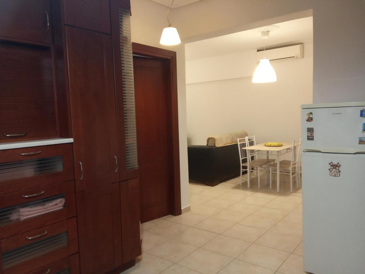Isavrou Apartment Komotiní Ngoại thất bức ảnh